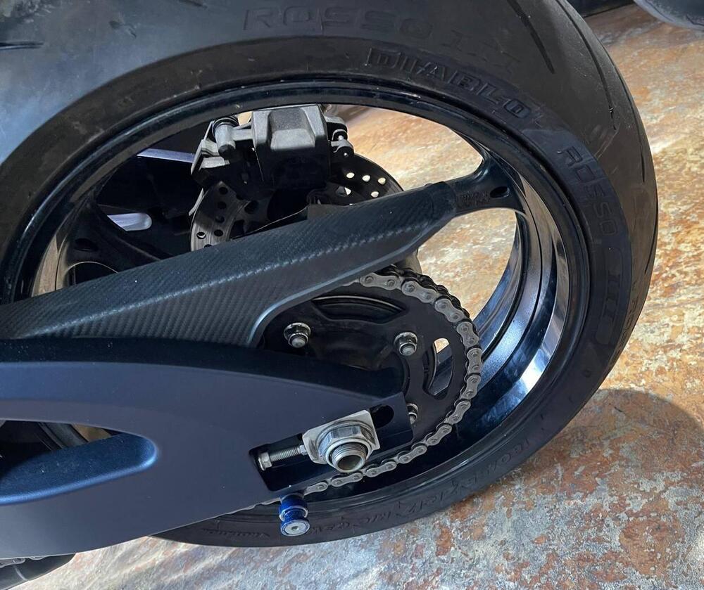 Suzuki GSX R 750 (2011 - 17) (12)