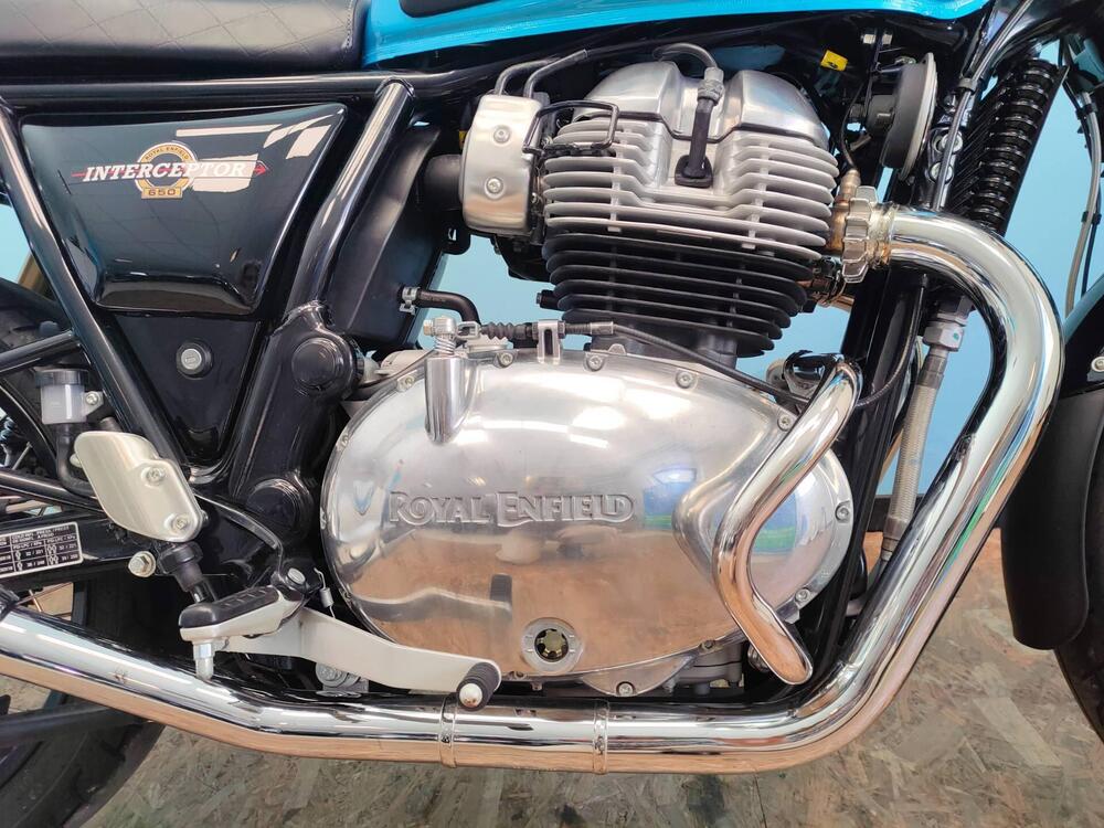 Royal Enfield Interceptor 650 (2021 - 26) (8)