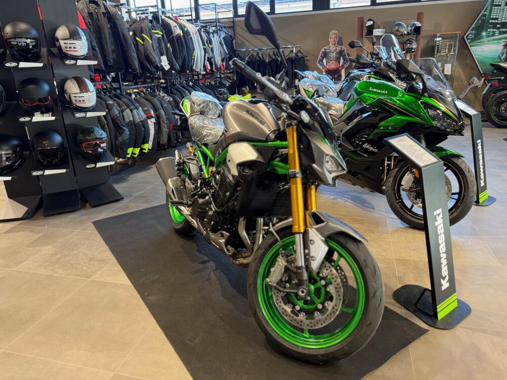 Kawasaki Z 900 SE (2025 - 26) (3)