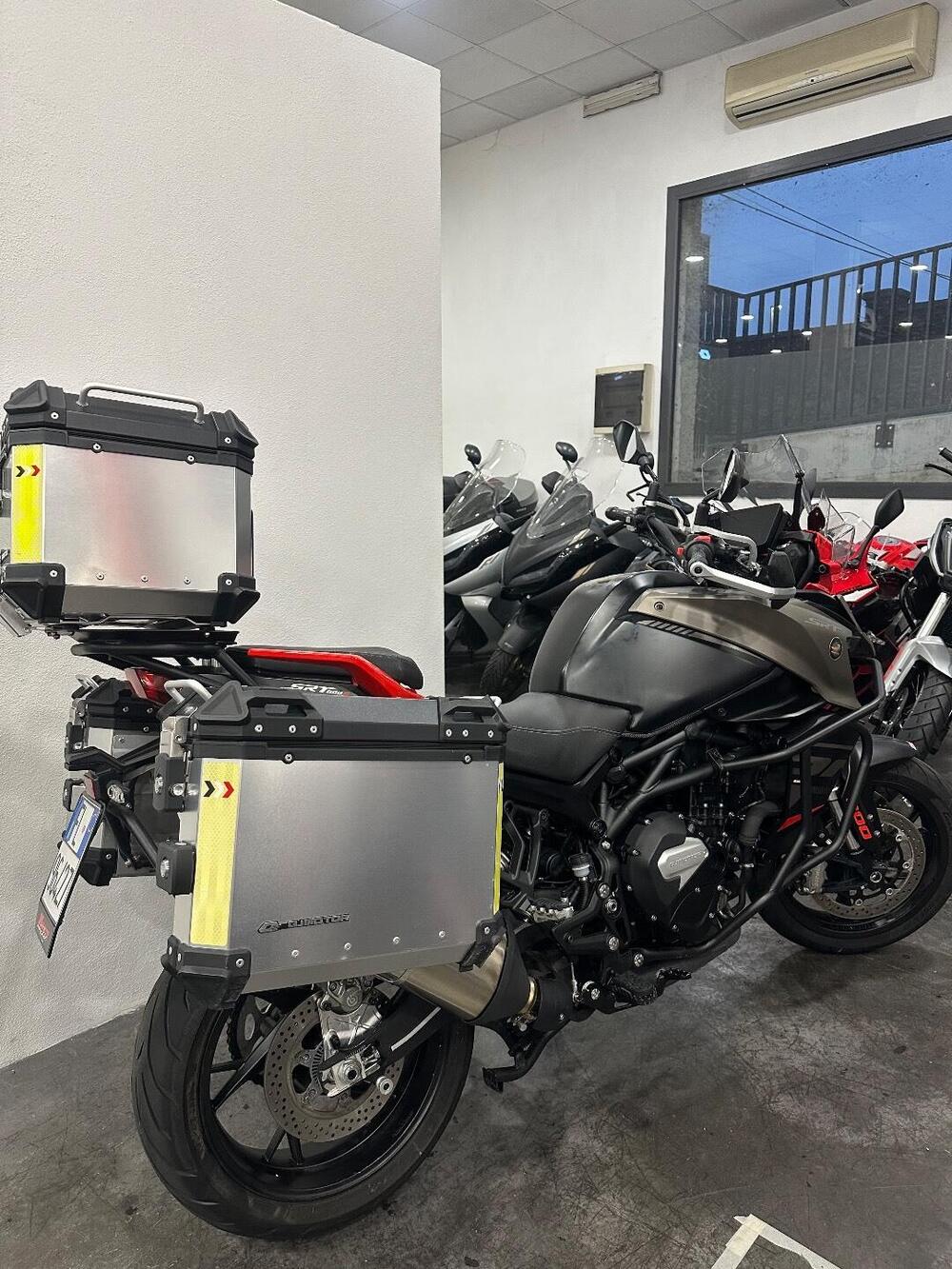 QJ Motor SRT 800 SX (2024 - 25) (2)