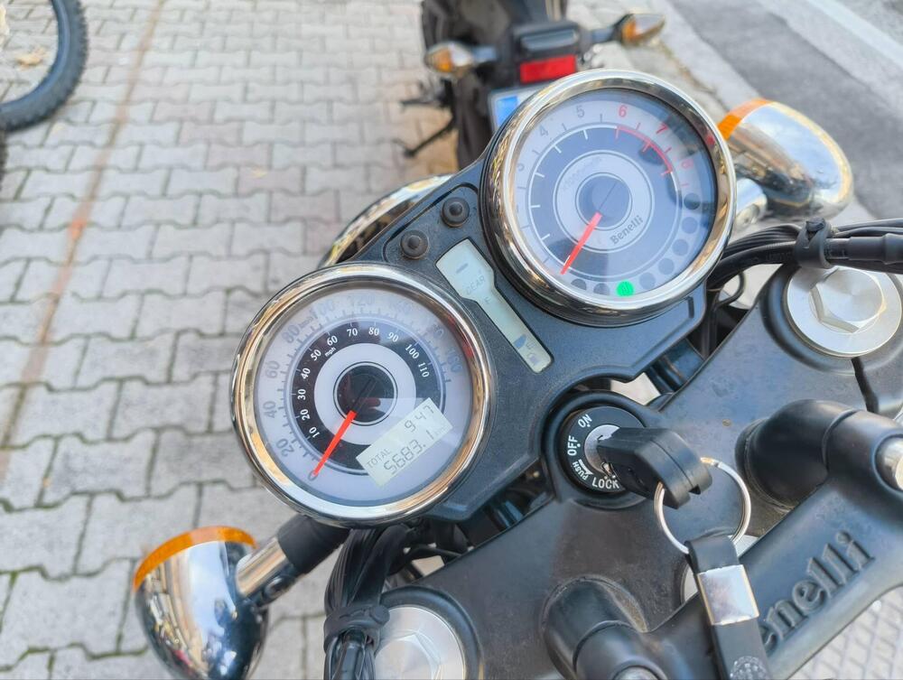 Benelli Imperiale 400 (2021 - 25) (7)