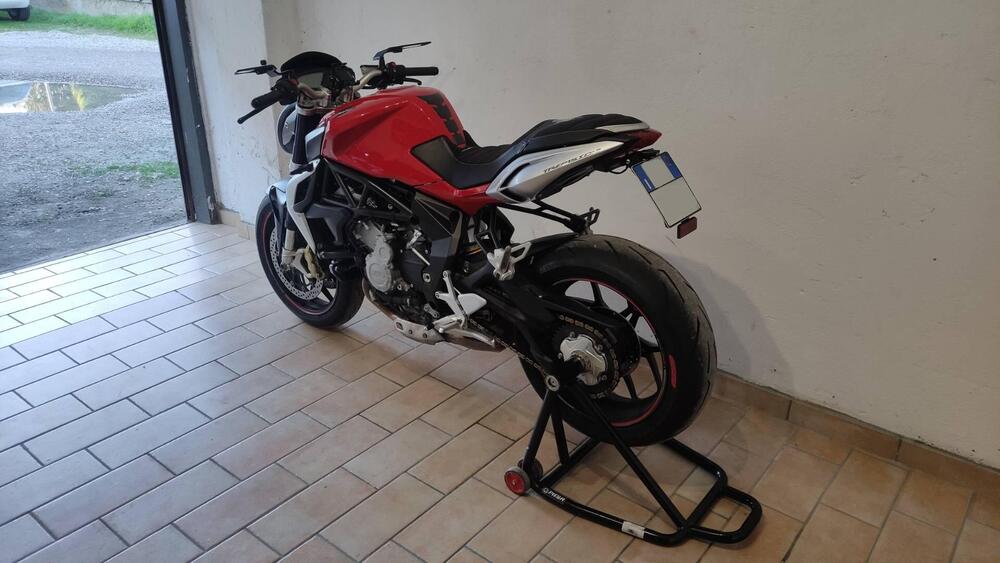 MV Agusta Brutale 675 (2011 - 15) (4)