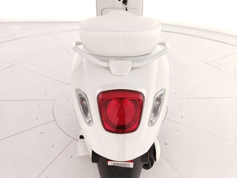 Vespa Sprint 50 Justin Bieber (2022 - 24) (10)