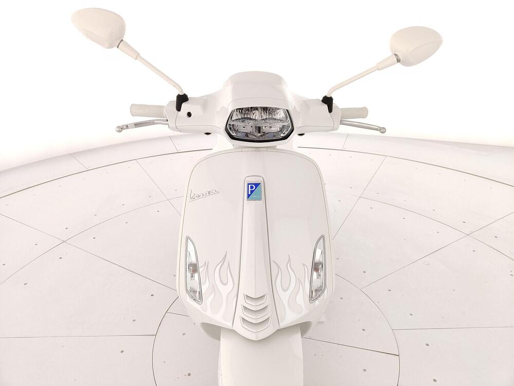 Vespa Sprint 50 Justin Bieber (2022 - 24) (8)