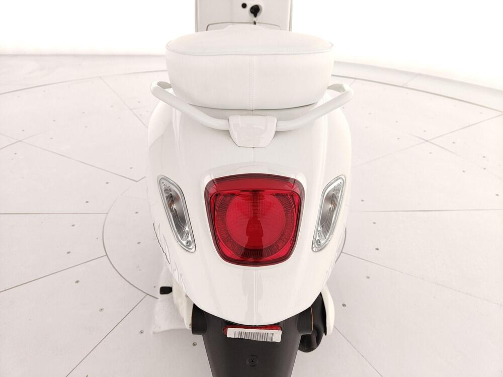 Vespa Sprint 50 Justin Bieber (2022 - 24) (9)