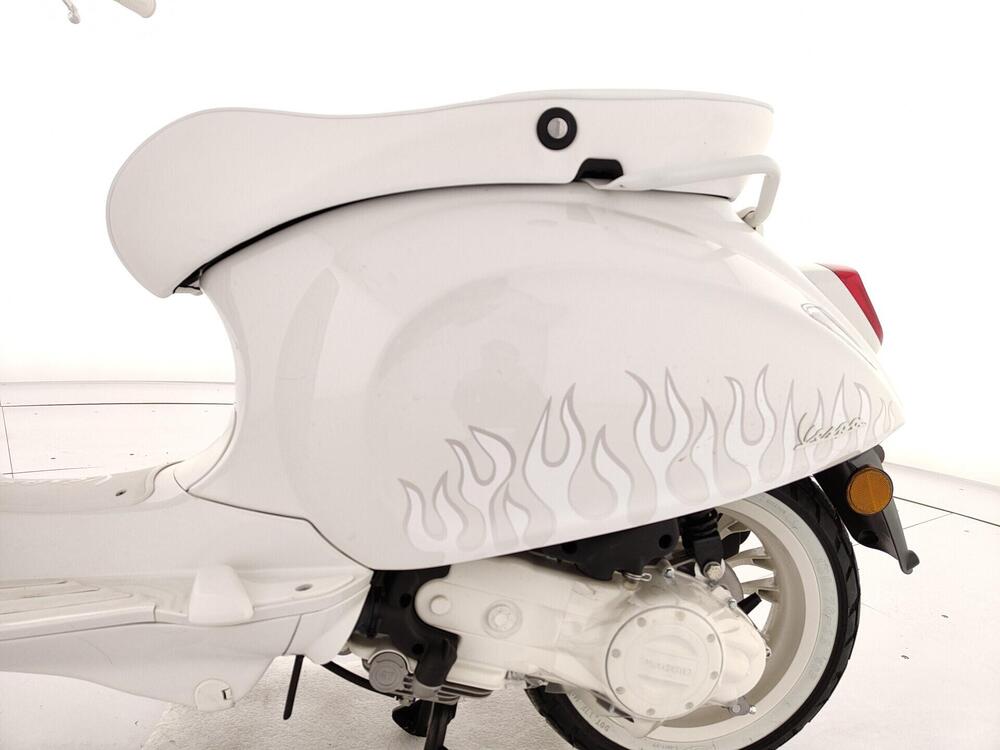 Vespa Sprint 50 Justin Bieber (2022 - 24) (15)