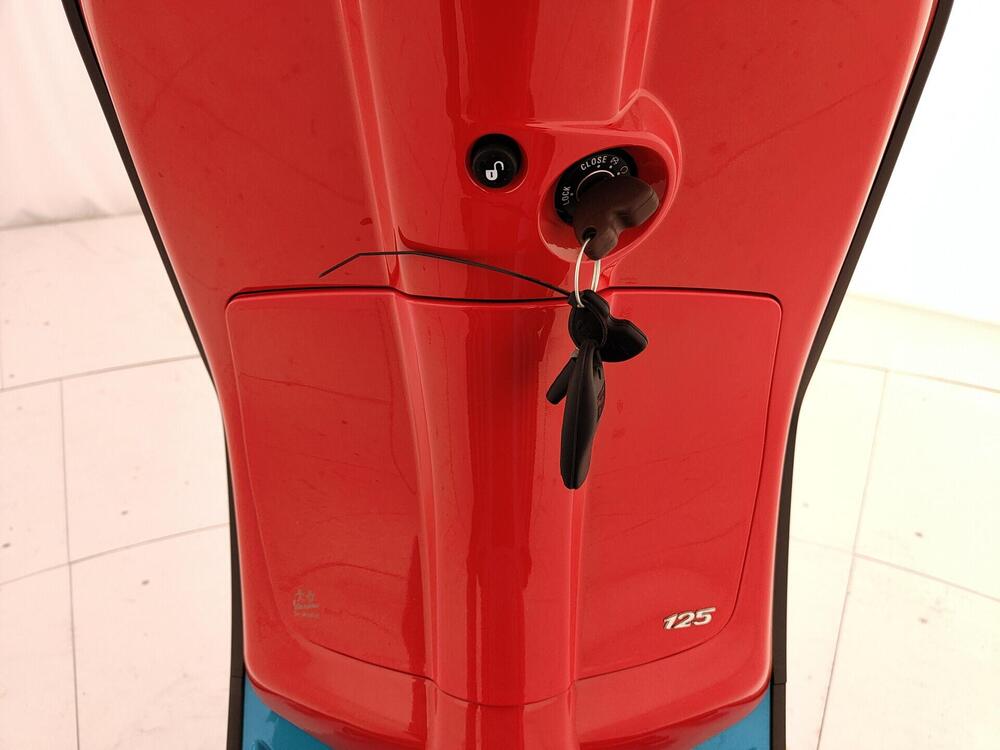 Vespa Primavera 125 Color Vibe (2023 - 24) (16)