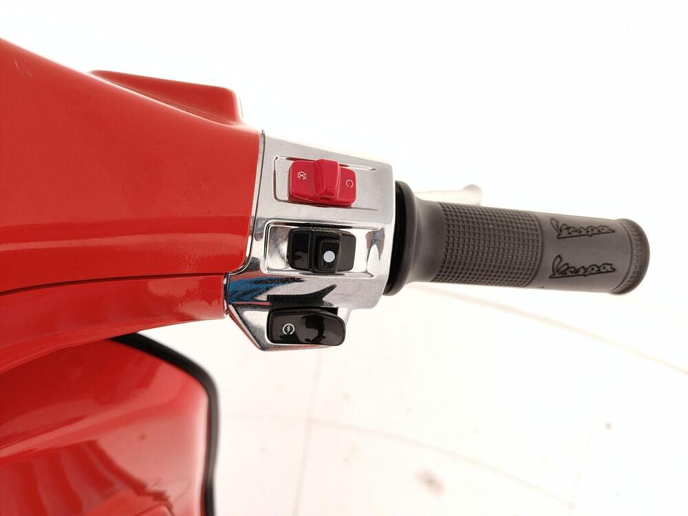 Vespa Primavera 125 Color Vibe (2023 - 24) (15)