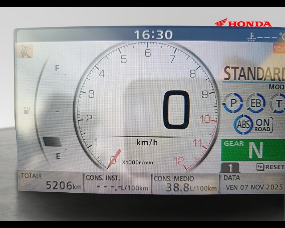 Honda Transalp XL750 (2025) (5)