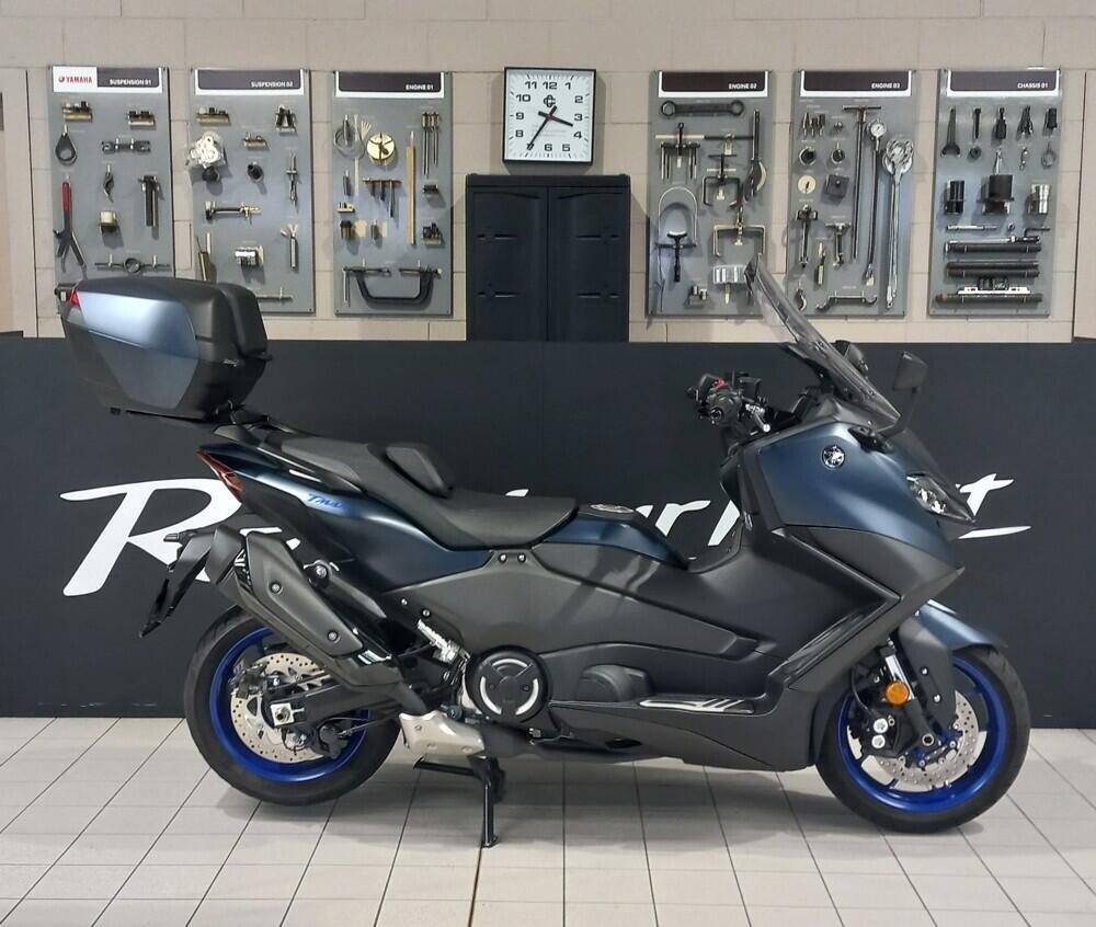 Yamaha T-Max 560 (2022 - 24)
