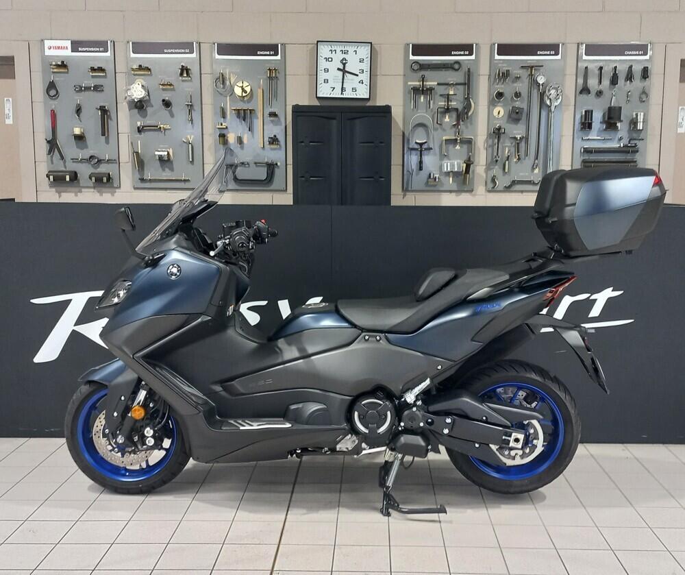 Yamaha T-Max 560 (2022 - 24) (2)