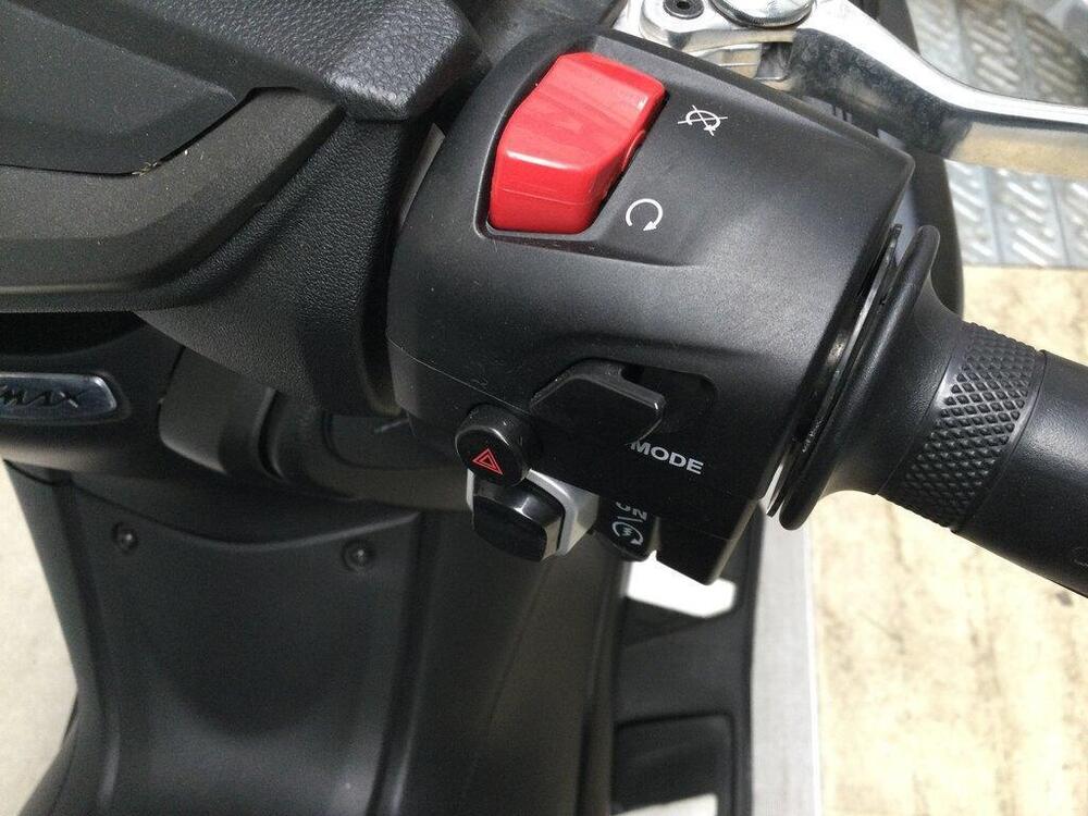 Yamaha T-Max 560 (2020 - 21) (14)