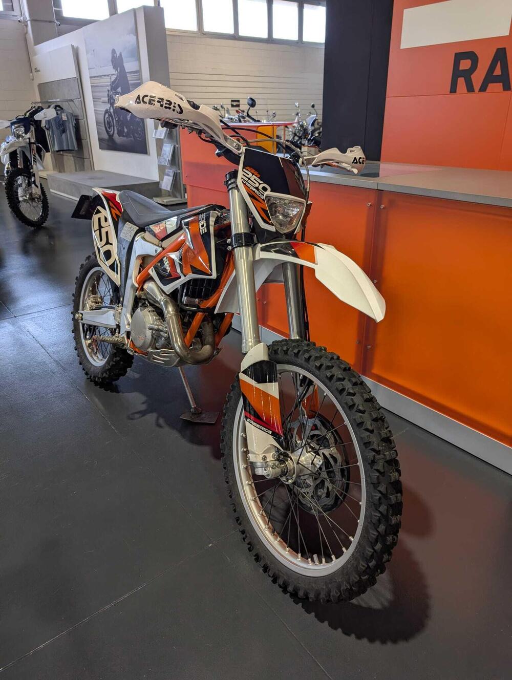 KTM Freeride 250 R (2013 - 17) (2)