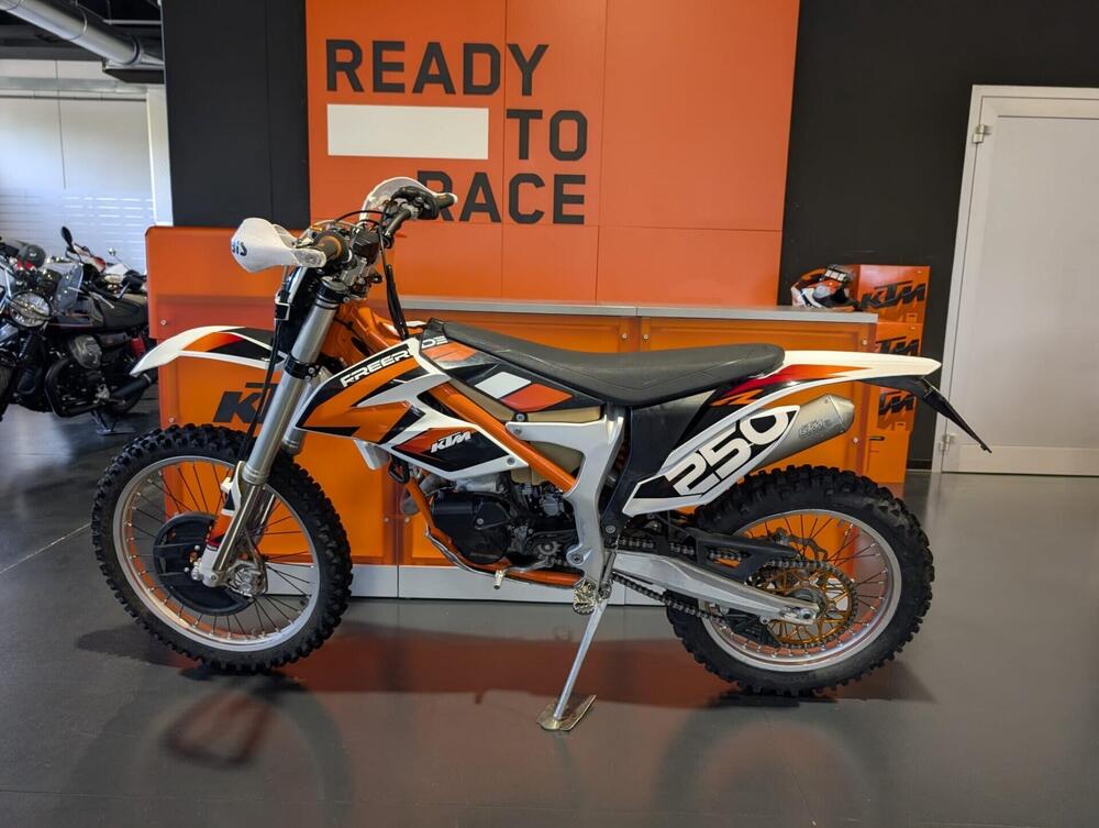 KTM Freeride 250 R (2013 - 17) (3)