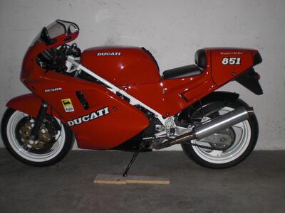 Ducati 851 Superbike d'epoca