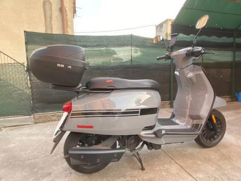 Lambretta V125 Special (2021 - 26) (2)