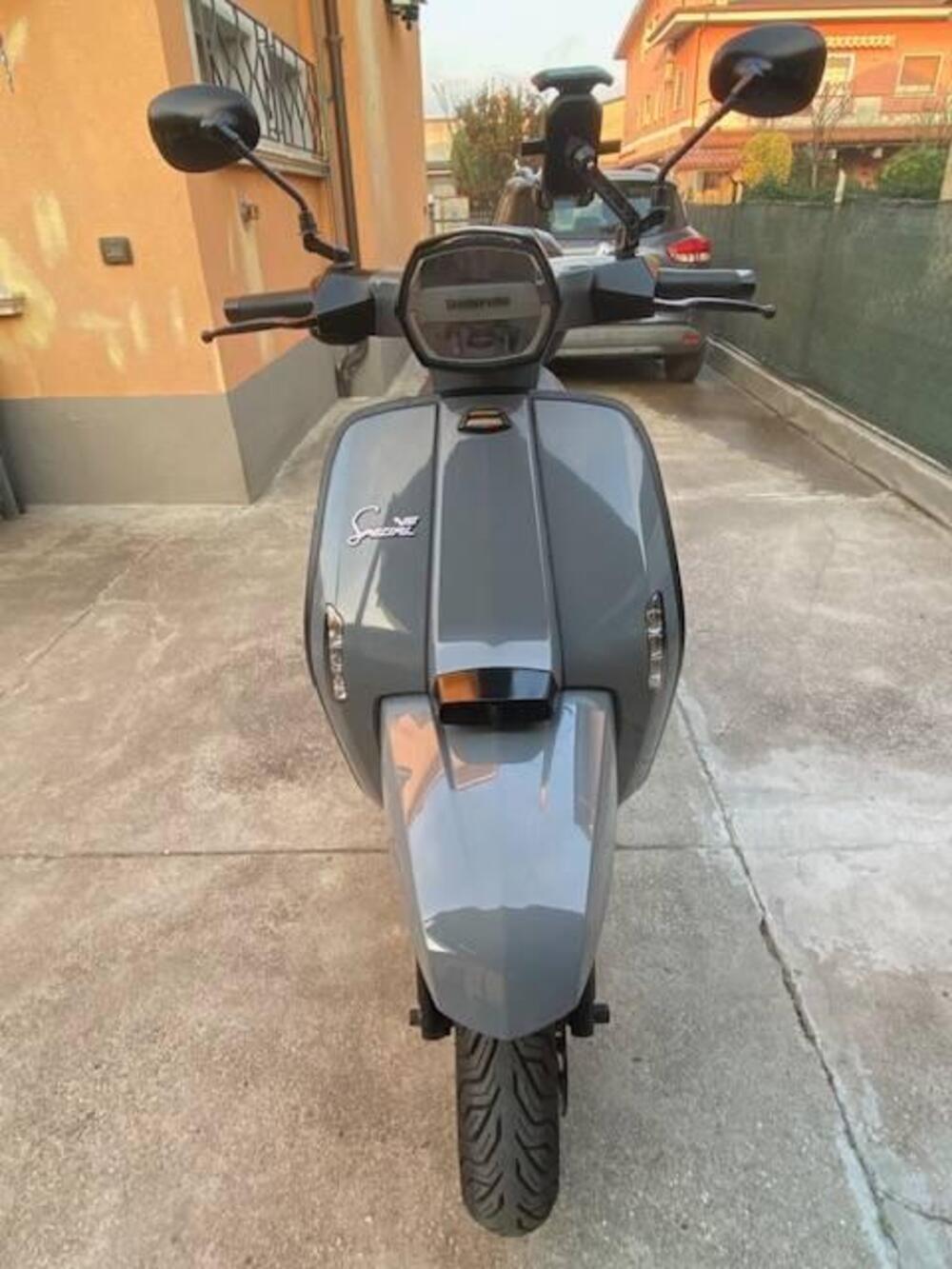 Lambretta V125 Special (2021 - 26) (6)