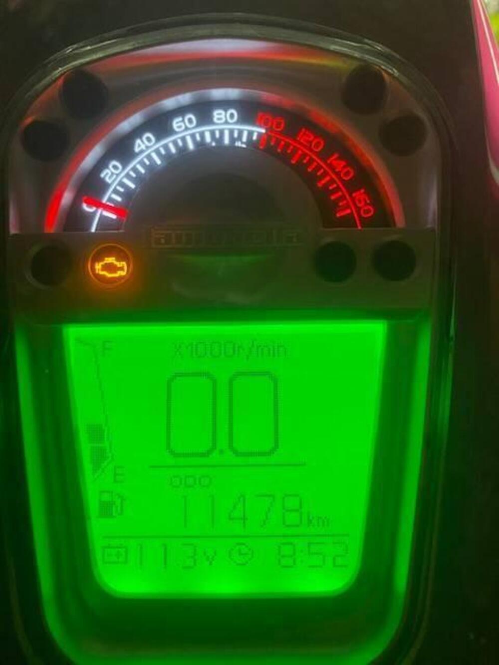 Lambretta V125 Special (2021 - 26) (8)