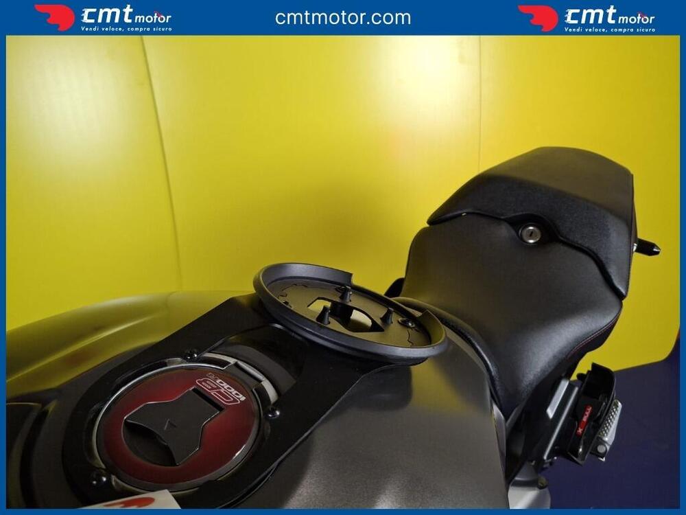 Honda CB 1000 R (2021 - 25) (13)