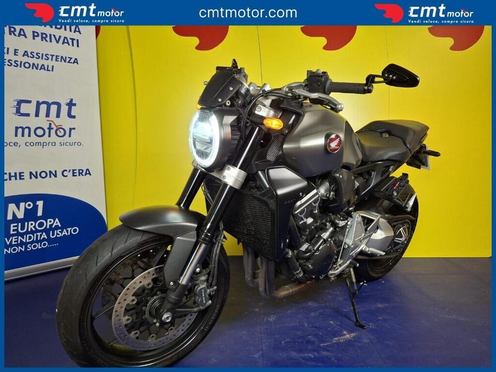 Honda CB 1000 R (2021 - 25) (2)