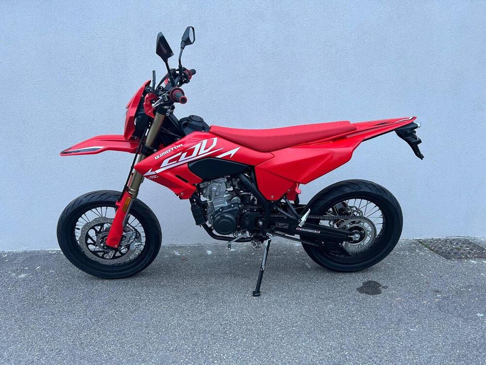 QJ Motor COV 125 (2025 - 26) (2)