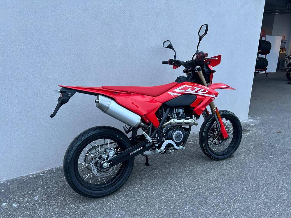 QJ Motor COV 125 (2025 - 26) (3)