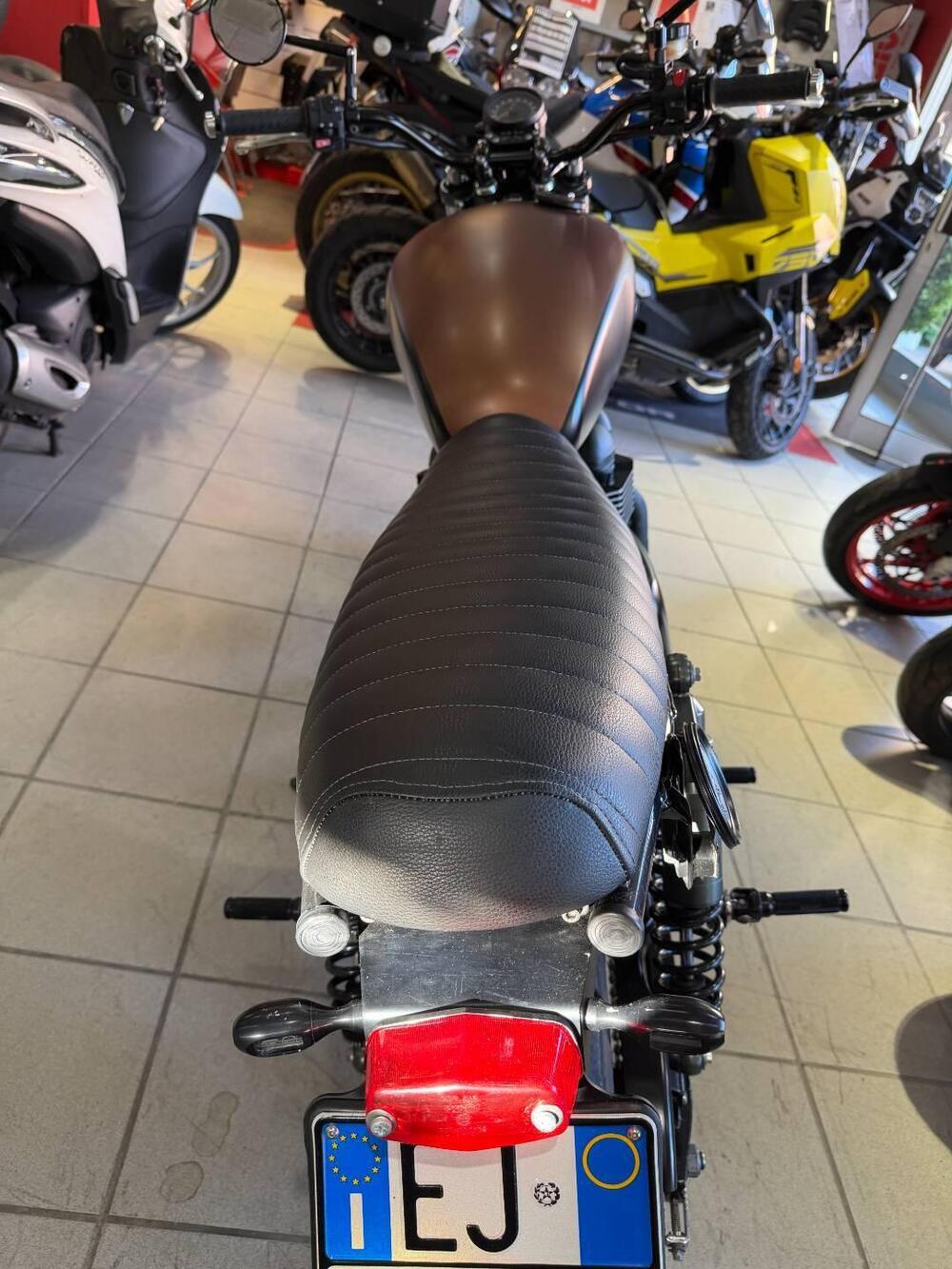 Triumph Scrambler (2006 - 17) (6)