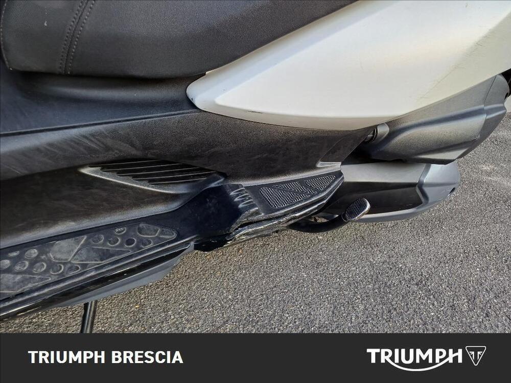 Kymco Downtown 300i (2009 - 17) (12)