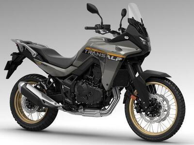 Honda Transalp XL750 (2025) nuova