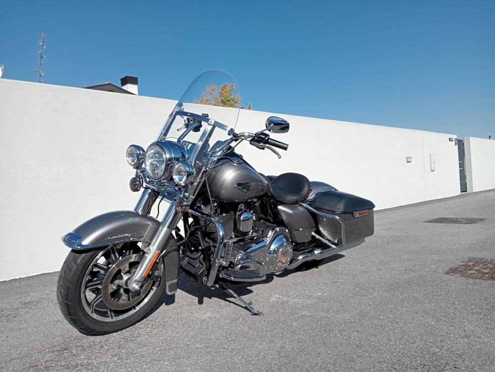 Harley-Davidson 1690 Road King (2013 - 16) - FLHR (4)