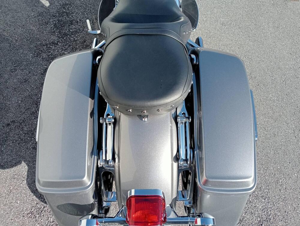 Harley-Davidson 1690 Road King (2013 - 16) - FLHR (12)