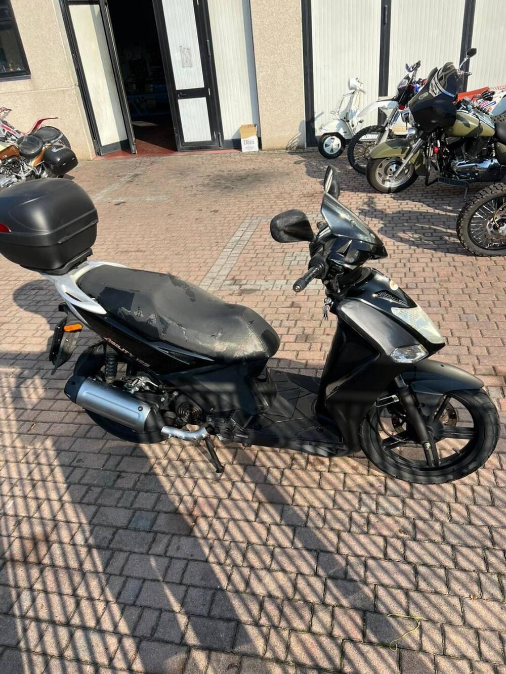 Kymco Agility 125 R16 (2008 - 17) (2)