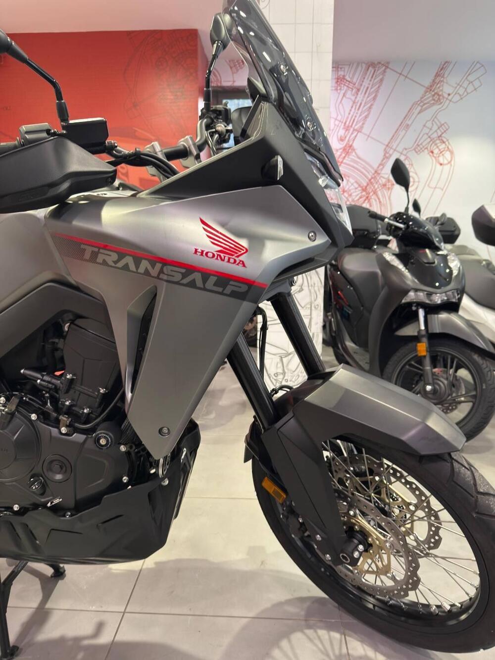 Honda Transalp XL750 Travel Edition (2023 - 24) (4)