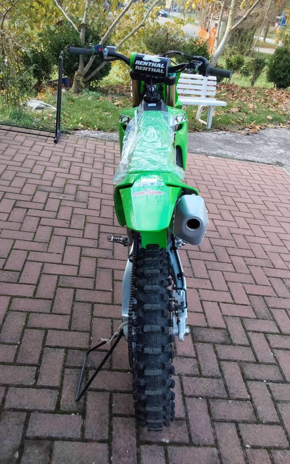 Kawasaki KX 450 (2025) (5)
