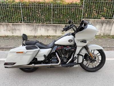 Harley-Davidson 117 Road Glide (2021) usata