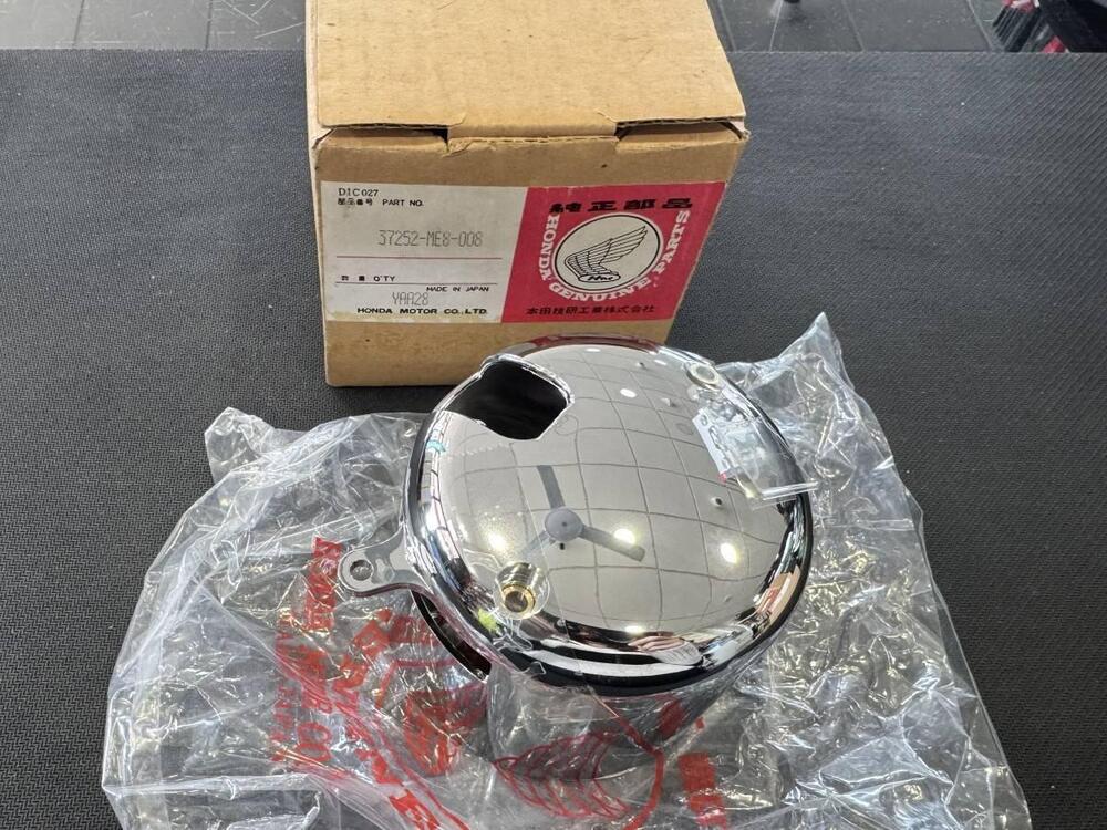 SCATOLA STRUMENTAZIONE HONDA VT500C SHADOW 83/84