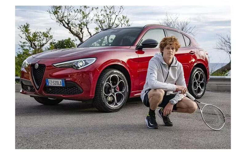 Jannik Sinner e la sua Alfa Romeo Stelvio