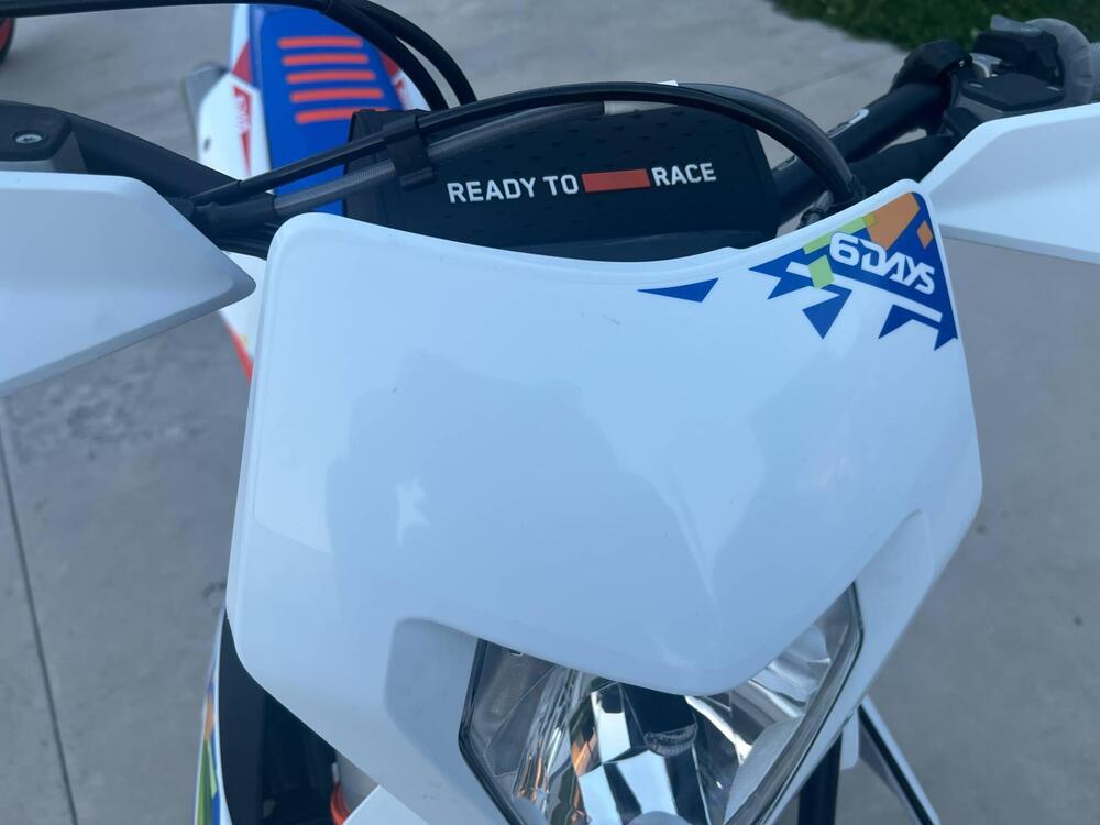 KTM 300 EXC 6Days (2026) (7)