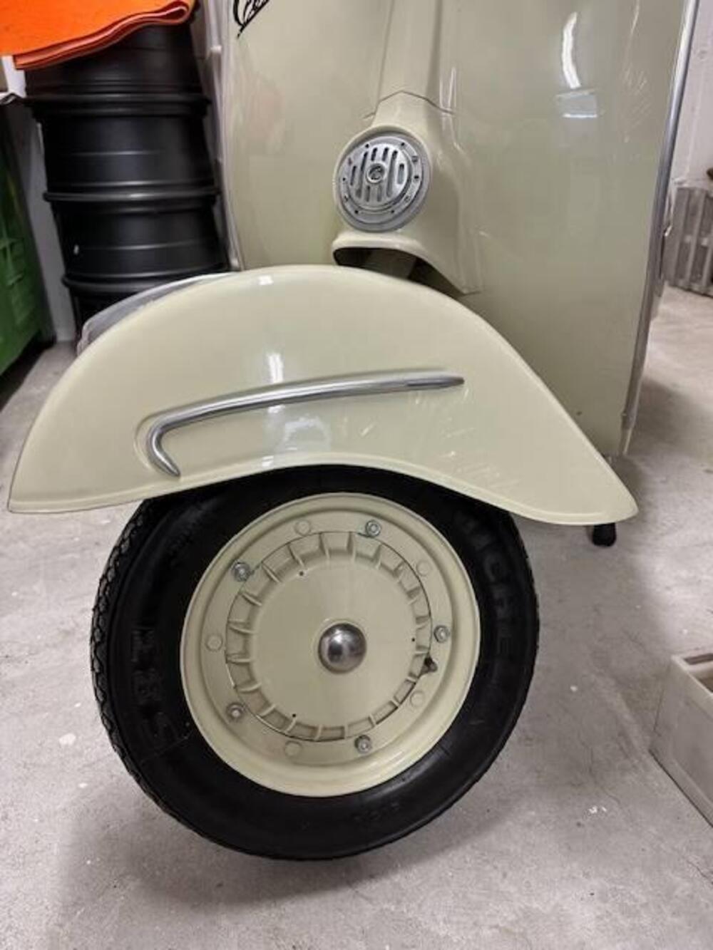 Vespa GL 150 (9)