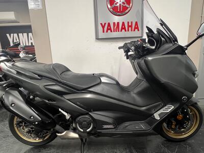 Yamaha T-Max 560 Tech Max (2021) usata