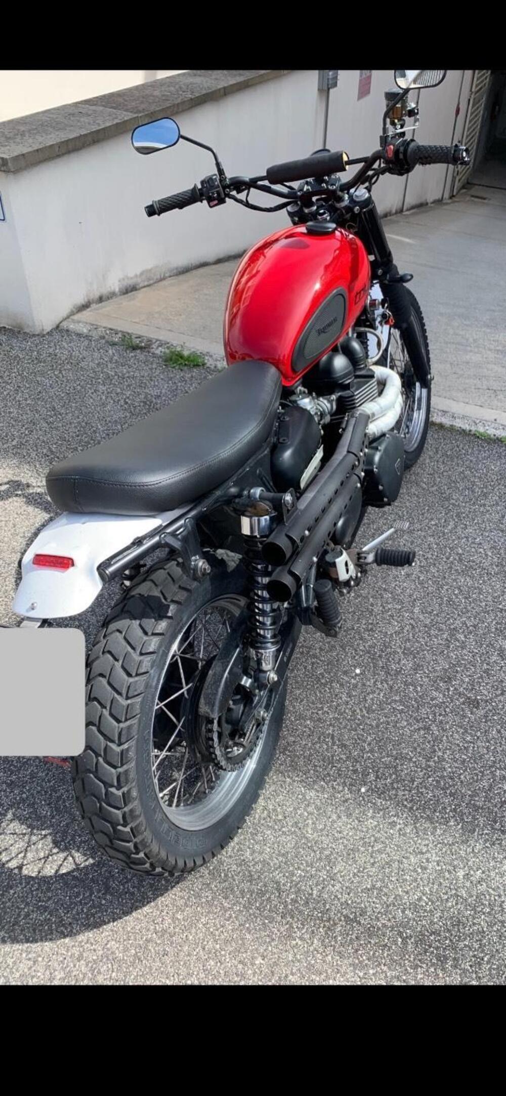 Triumph Scrambler (2006 - 17) (3)