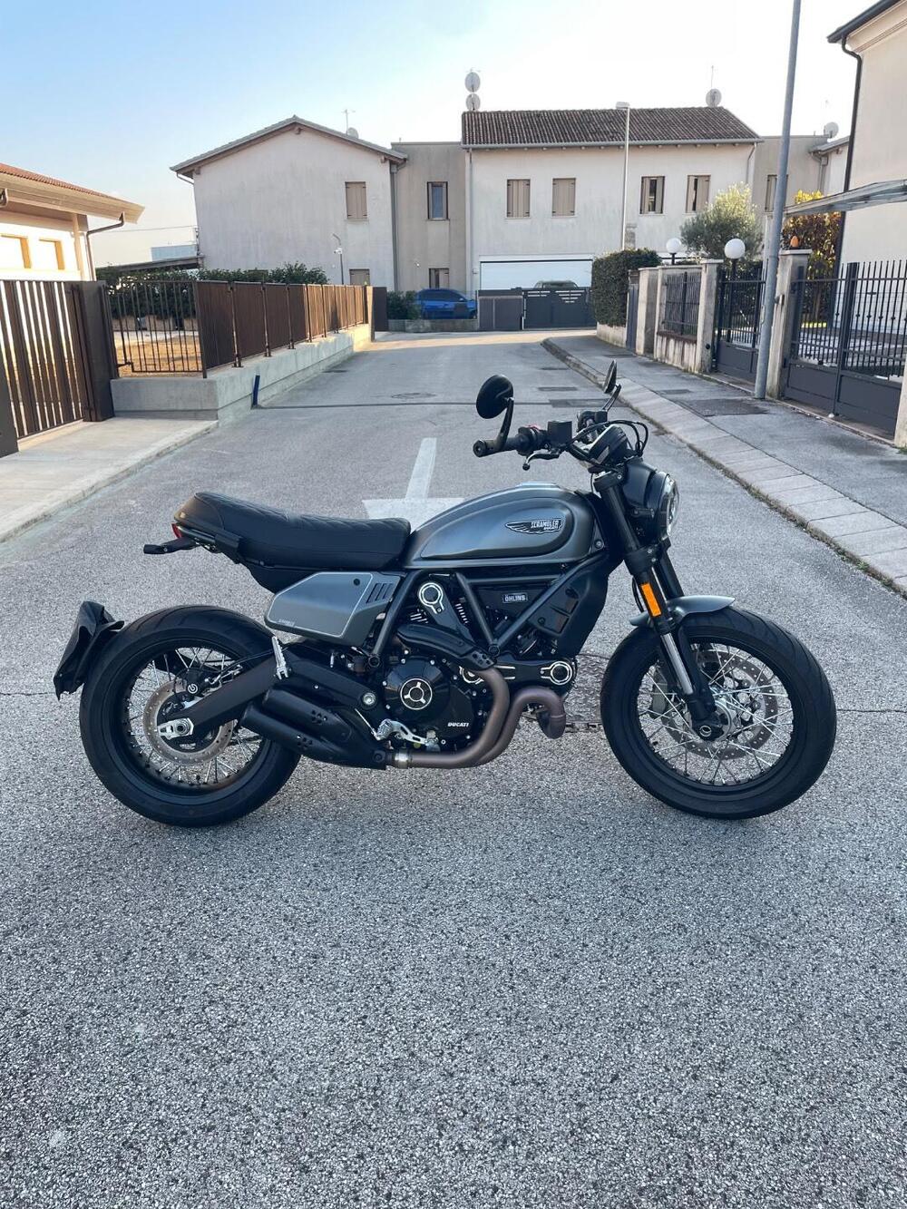 Ducati Scrambler 800 Night Shift (2021 - 22) (5)