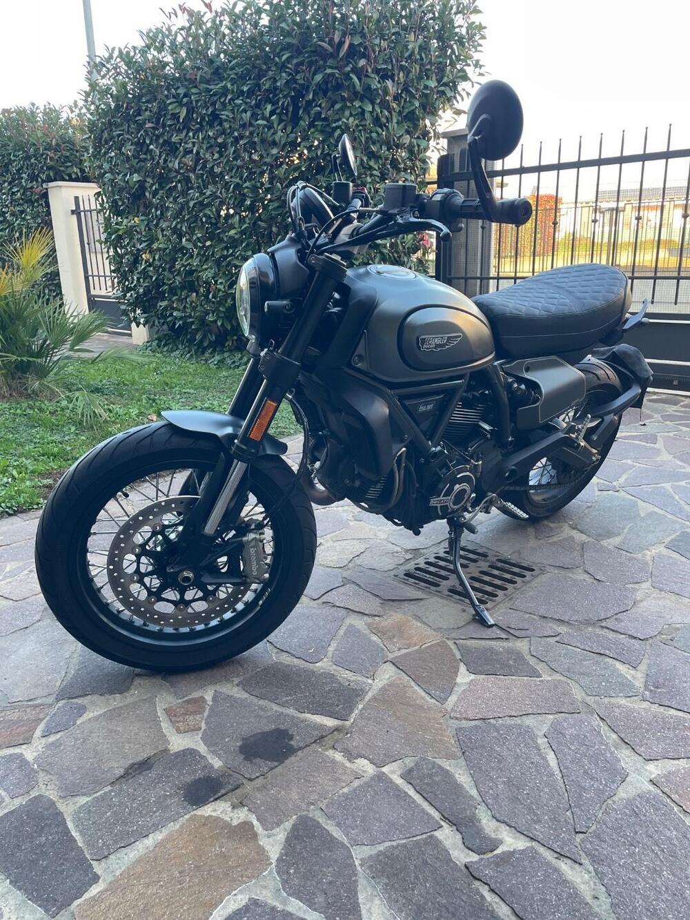 Ducati Scrambler 800 Night Shift (2021 - 22) (13)