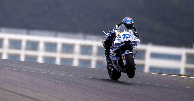 MotoGP 2025. GP del Portogallo. Alex Marquez batte Pedro Acosta e vince la Sprint, terzo Bezzecchi [RISULTATI]