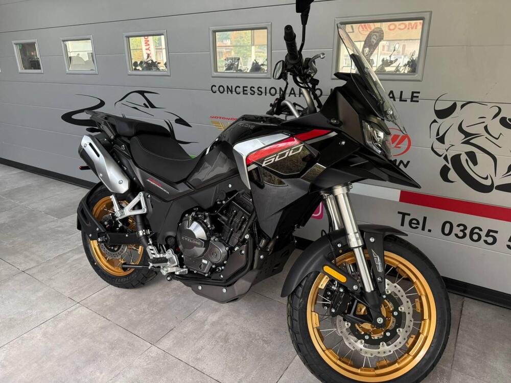 Cyclone RX600 (2025 - 26) (12)