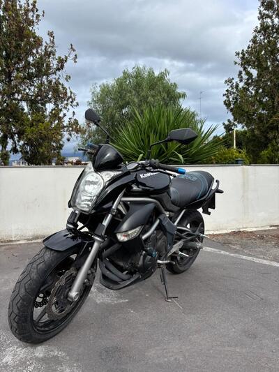 Kawasaki ER-6N (2009 - 11) usata