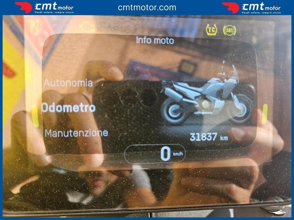 Husqvarna Norden 901 (2022 - 26) (5)