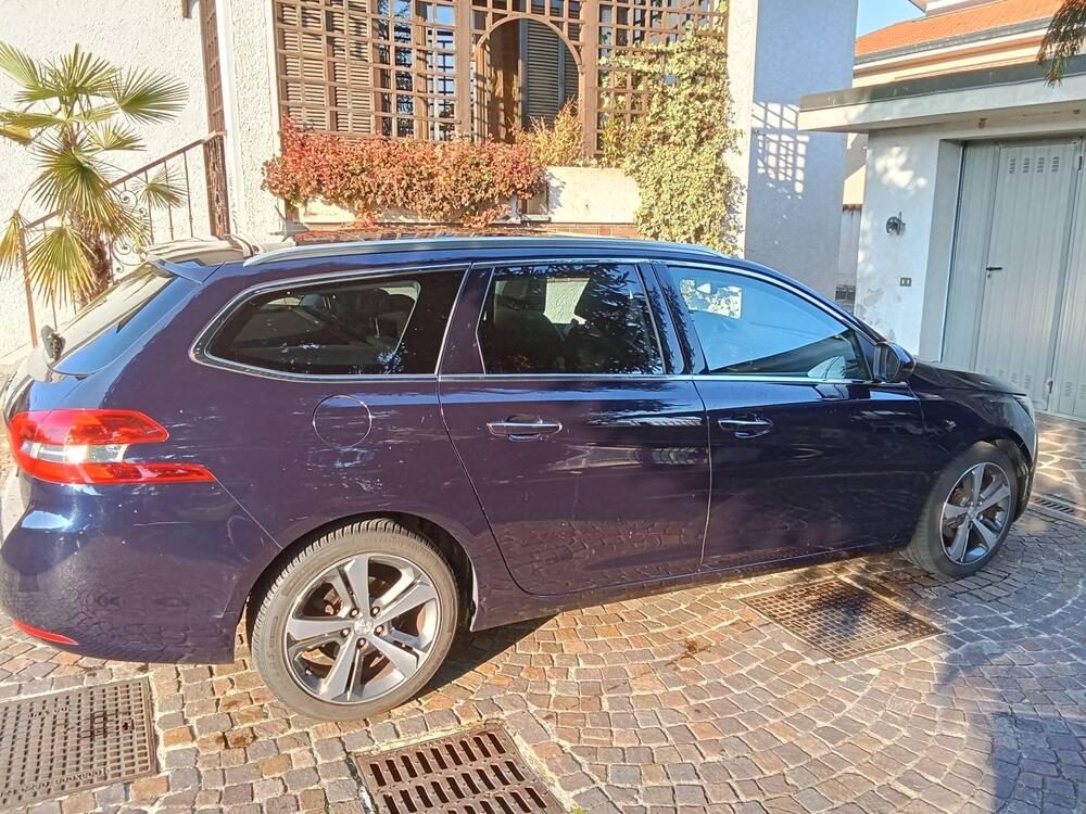Peugeot 308 SW usata a Milano (2)
