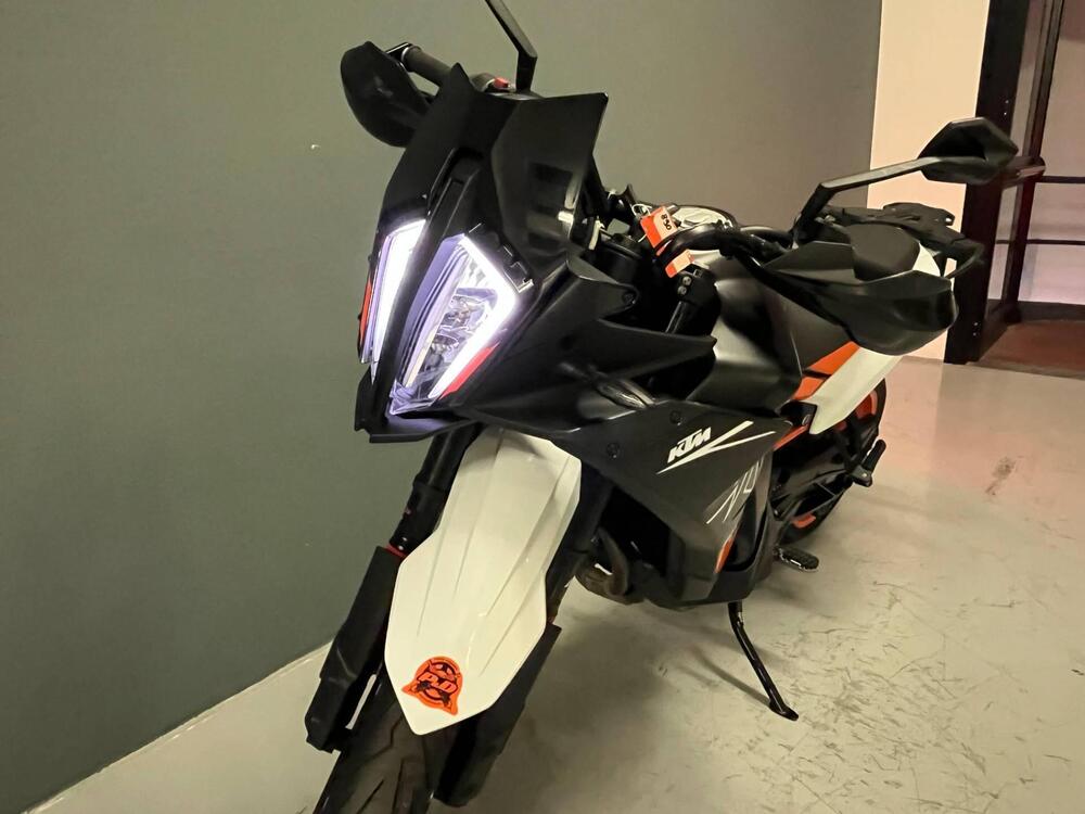 KTM 890 SMT (2023 - 25) (3)