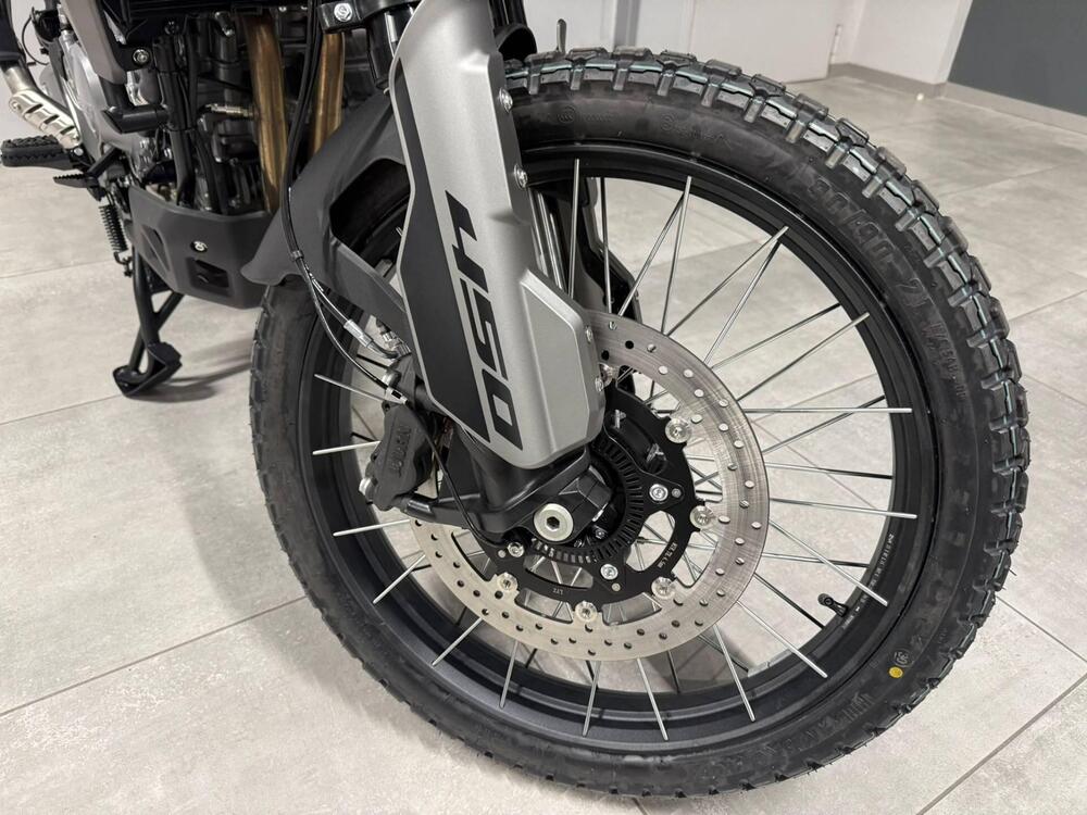 Moto Morini Allthrike 450 (2025 - 26) (5)